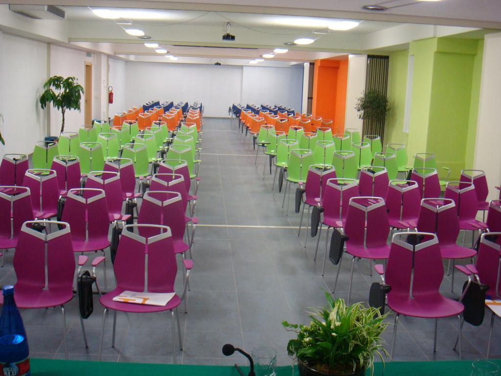 אולביה Delta Rooms מראה חיצוני תמונה