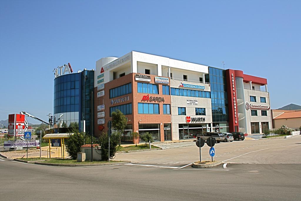 אולביה Delta Rooms מראה חיצוני תמונה