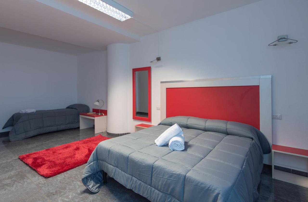 אולביה Delta Rooms מראה חיצוני תמונה