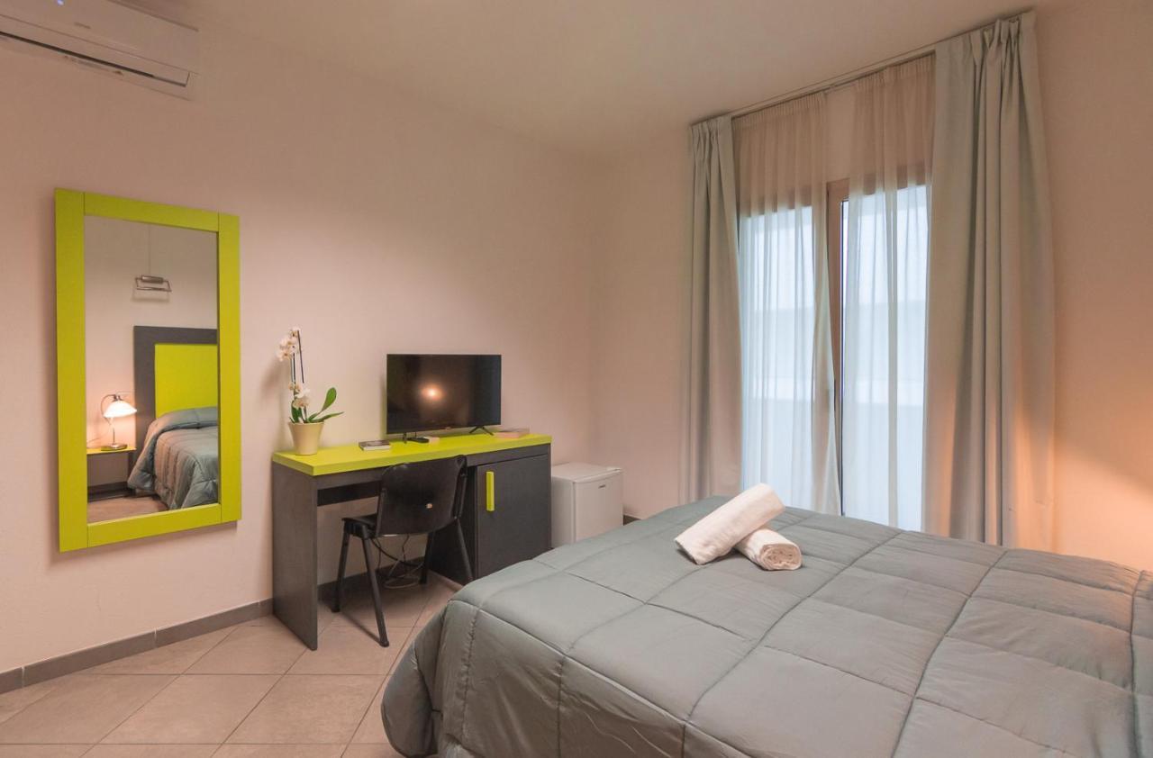 אולביה Delta Rooms מראה חיצוני תמונה