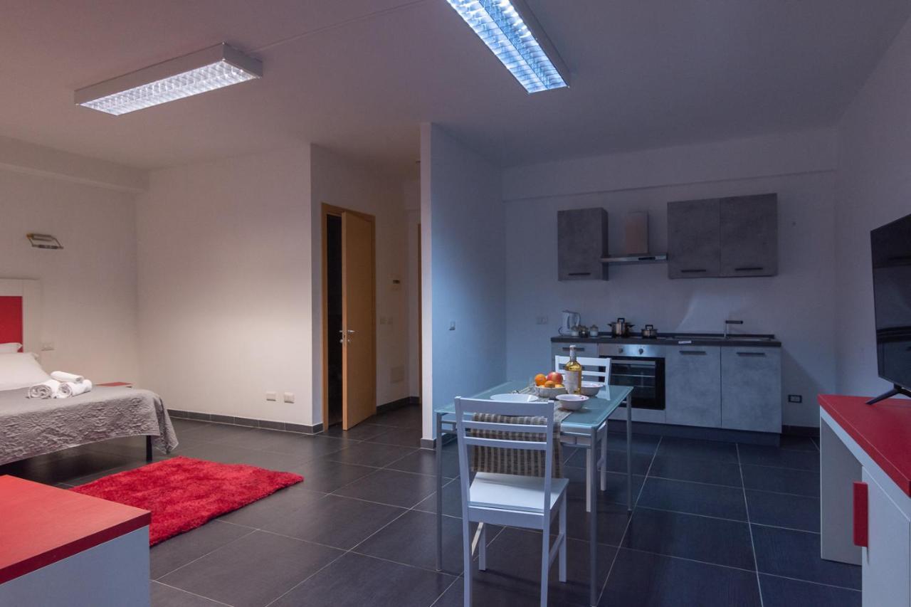 אולביה Delta Rooms מראה חיצוני תמונה