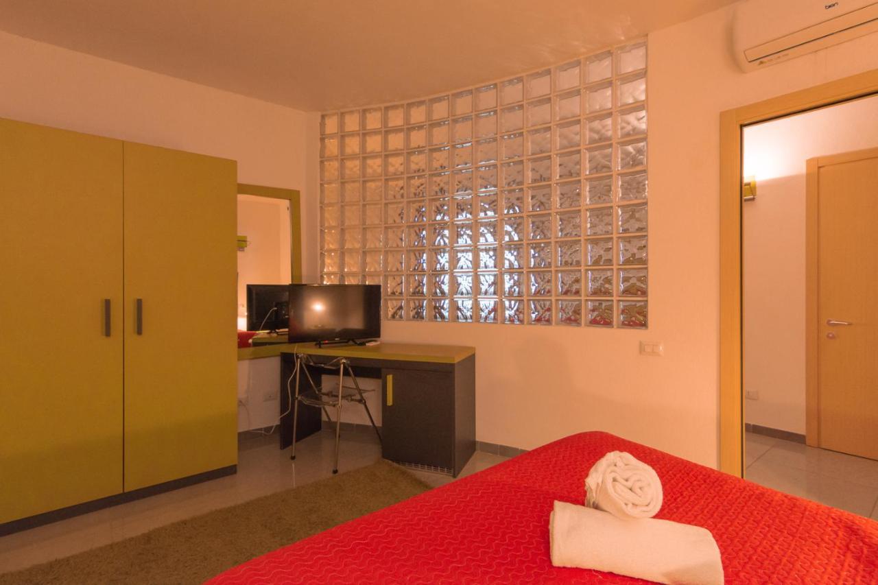 אולביה Delta Rooms מראה חיצוני תמונה